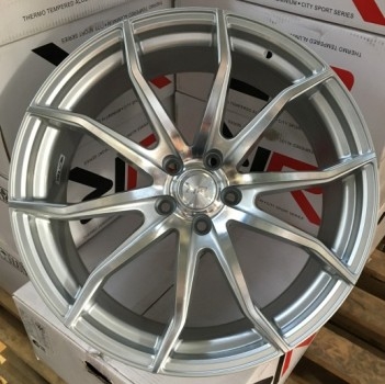 

Диск 8x18 5x114.3 ET35.0 D73.1 Race Ready CSSDA1504